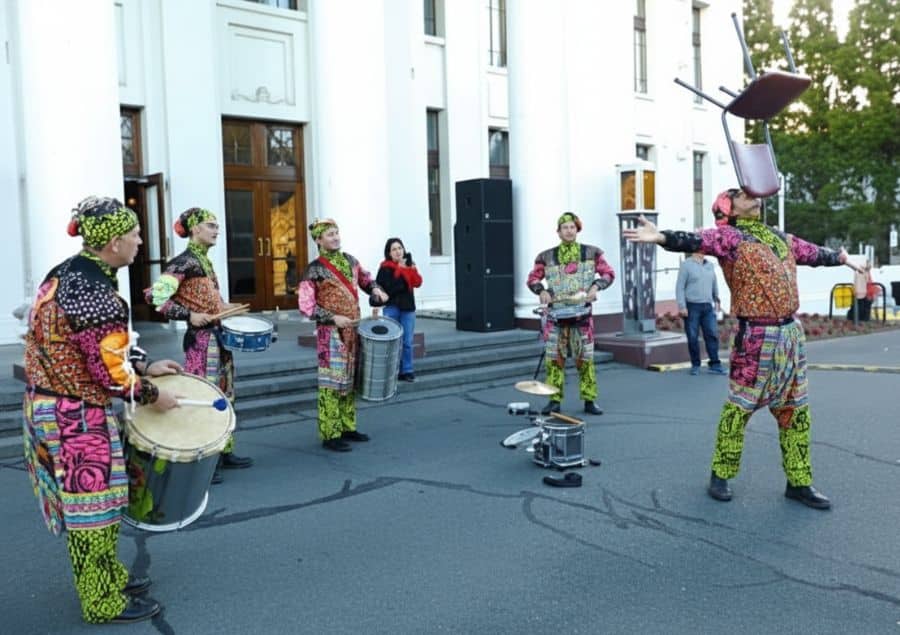 BATACUDA Circus Drummers